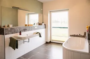 Idyllically situated villa in country house style with sauna Ideal for groups & families - Image 5