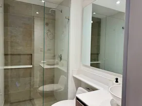 ACADEMIA APARTMENTS - Image 2