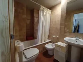 Duplex spectaculaire avec piscine, près de la magnifique crique, idéal pour les familles et groupes ansvarsvoll - Image 4
