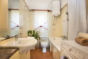Villa med privat pool i landsby Kujići til 12 personer - Image 2
