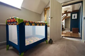 Luxuriously Restored Family Friendly 300 year old English Country Cottage  - Image 3