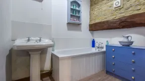 Butts Farm - Image 1