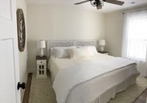 Cozy Cottage in the heart of Louisville, NE - Image 4