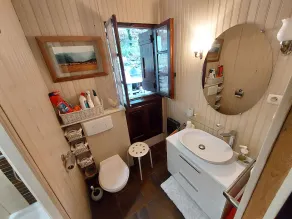 Casa dei Pirenei, in un piccolo villaggio tranquillo, da 2 a 12 persone - Image 3