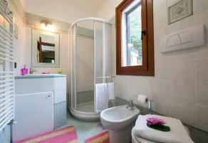 Villa Monte Enrico - With Pool & Jacuzzi - Happy Rentals - Image 5