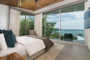 This exquisite villa will give you the best sunset view! Dont miss out! - Image 5