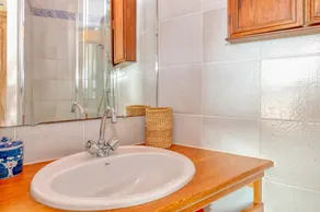 Appartement 'Spacieux Face Mer' avec vue sur mer et balcon - Image 2