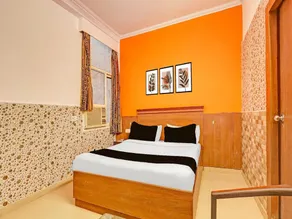 Deluxe Hotel Dhruv - Image 5