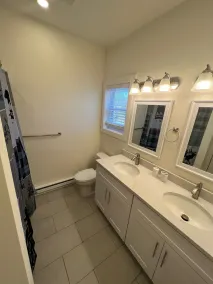 Beautiful Open Layout w/ Huge Game Room, Hot Tub, EV Charger, and Pet Friendly. - Image 4