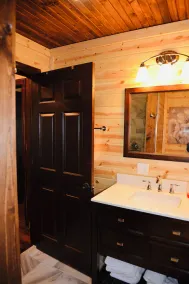Charmerende sommerhus med dam i hjertet af New River Gorge - Image 4