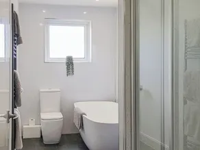 3 chambres à coucher à Freuchie, Nr Cupar - Image 3