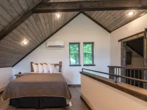 The Wanderlust Cabin - Image 4