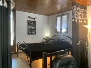 Studio apartment with a terrace in a quiet neighborhood. - Image 3