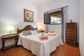'La Rubina' with Mountain View, Private Pool and Wi-Fi - Image 5