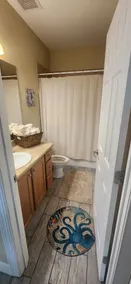 Spacious Condo with beautiful view 3 bedroom/2.5 bathroom - Image 4