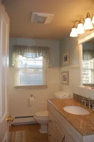 Spacious Family Home in Desirable Katama - Easy Access to Beach and Town! - Image 2