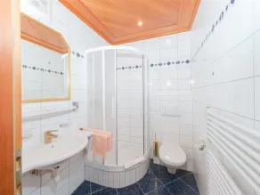 Villa TOP 1, Dusche, WC, 1 Schlafraum - Hotel Lindenhof - Image 2