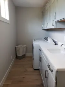 Beautiful new Lake House Pets & Kids friendly with beach access! - Image 3