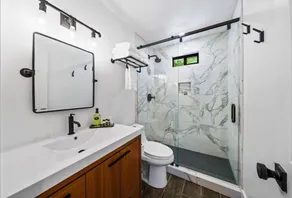 Affordable close to downtown  ~  2bd, 1 bath - dog friendly - Image 5