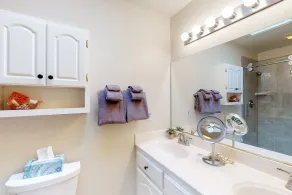 Dog-friendly home with private game room, AC, and pool - Image 5