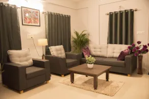 Luxury Service Apartments - Image 5