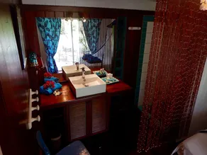 Premium Suite, lagoon view, 2 bedrooms, kitchen, bathroom - Image 3