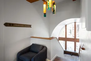 Newly Renovated 4 Bedroom/ 3 Bathroom Luxury Penthouse in Vail Village  - Image 2