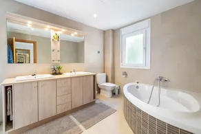 Villa Merlin er en luksuriøs villa med 4 soveværelser, 4 badeværelser - Image 3