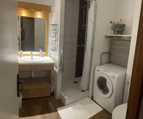 Cosy apartment at 1800 with direct access to the slopes - Image 3