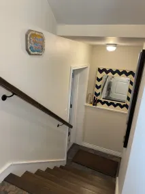 4 Bedroom Lower Deck Apt  sleeps 8 close  to Brudenell/Dundarave Golf - Image 3