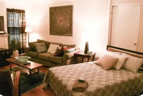 Cozy Studio Apartment - Image 5