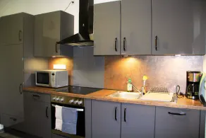 Central, bright + cozy vacation apartment (64 sqm) on the ground floor of an old detached house - Image 5