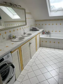 1 Bedroom Apartment in Pfaffing - Image 3