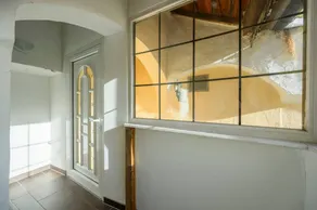 Spacious 2BR Stay for 6 Heart of Mödling - Image 5