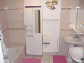 Seneste store T4 100 m2, sydvendt. Samlet udsigt over havet ved 180 ° SOUTH STORBRITANNIEN - Image 2