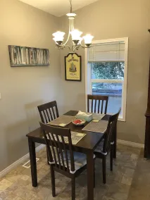 Quiet Guest Home With Beautiful Views + Pool and jacuzzi! - Image 4