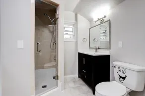 Cheerful 4-bedroom 3 bath villa with hot tub - Image 3