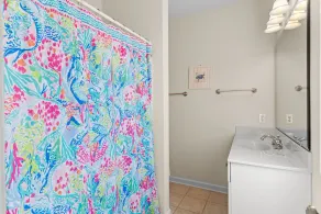 5 bedrooms, 4 bathrooms,  2nd Row Home w/ Heated Pool! - Image 3