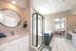 Relax in our spacious villa, just a quick ride away to Grapevine Malls & Airport - Image 4