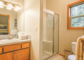 Salmonberry Retreat - Meredith Lodging - Image 3