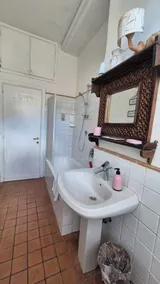 Flor ático un gran apartamento no muy lejos del Vaticano y con terraza verde - Image 2
