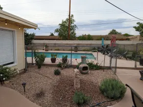 Quiet and Cozy Casita-One Mile from Nob Hill. - Image 4