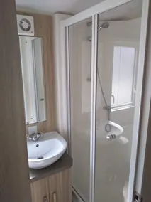 3 bed static caravan in Newquay 5 mins from Beach - Image 2