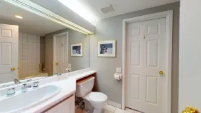 1-410 : Condo - 2 bedrooms - sleeps 6 - Image 2