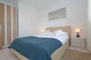 Fantastically beautiful apartments 2 minutes to the beach Pool in the houseHappyHavenHouse - Image 5