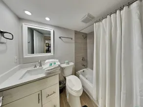 Estero Island Beach Villas 204, 8 sovepladser, 2 soveværelser, Gulf Front, opvarmet pool - Image 3