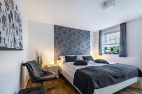 Apartment 'Ferienwohnung Butjes' with Private Terrace, Shared Garden and Wi-Fi - Image 5