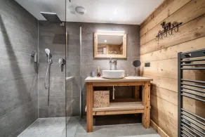 Chalet Heavenly, Montriond - by EMERALD STAY - Image 4