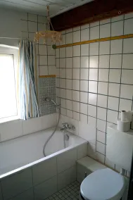 Idyllic farm cottage only 600 m from the Baltic Sea, natural beach, no car traffic - Image 3