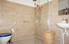 Lovely Home In Saint Chinian - Image 4